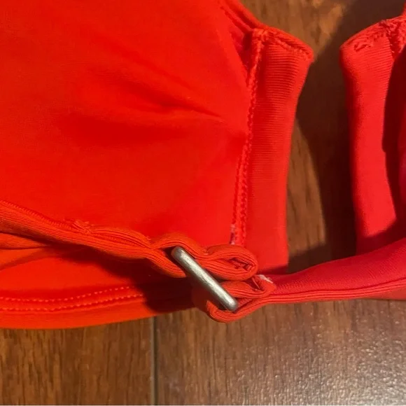 ☀️ CALIA Red Ubar Halter Bikini Top size XS NWT removable cups - Picture 3 of 5